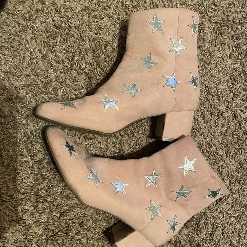 Forever 21 Pastel Pink Silver Star Boots